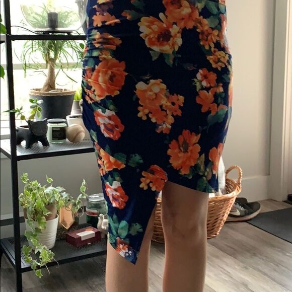 TRAC |โPlunging Sweetheart Neckline Floral Dress - Picture 2 of 4